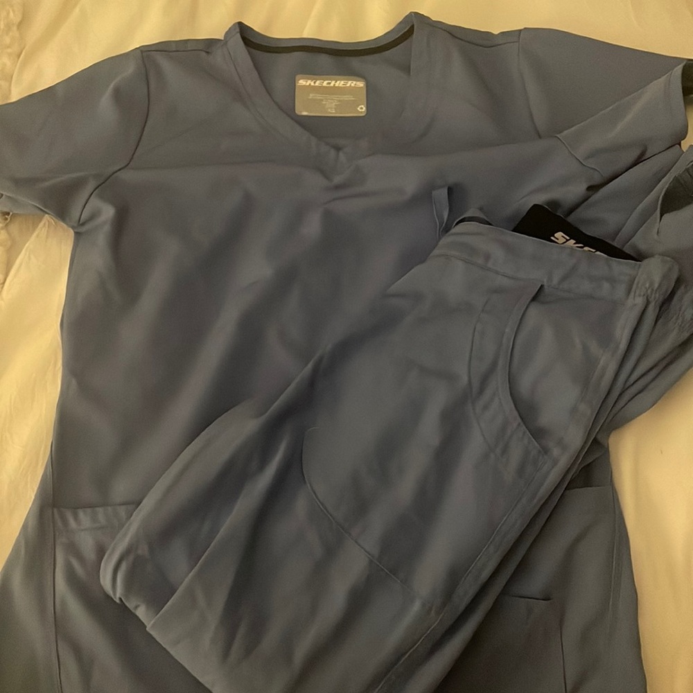 Sketchers blue scrubs XS